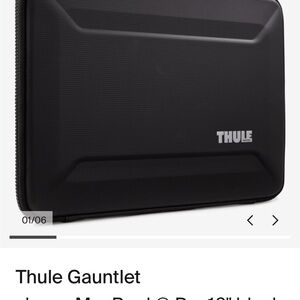Thule Gauntlet Black Laptop Case